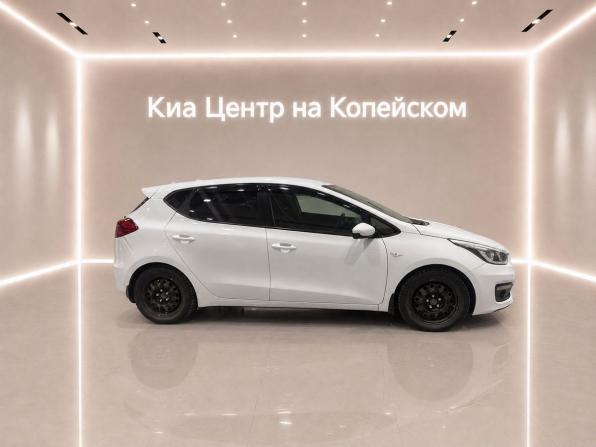 Kia Ceed II Рестайлинг с пробегом 2016 года, цена 1 199 000 рублей, 123000 км, хэтчбек, Автокод Объявления