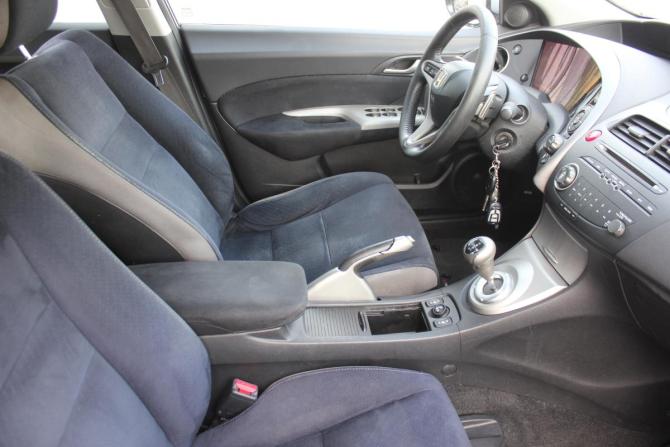 Honda Civic VIII с пробегом 2008 года, цена 597 000 рублей, 223690 км, хэтчбек, Автокод Объявления