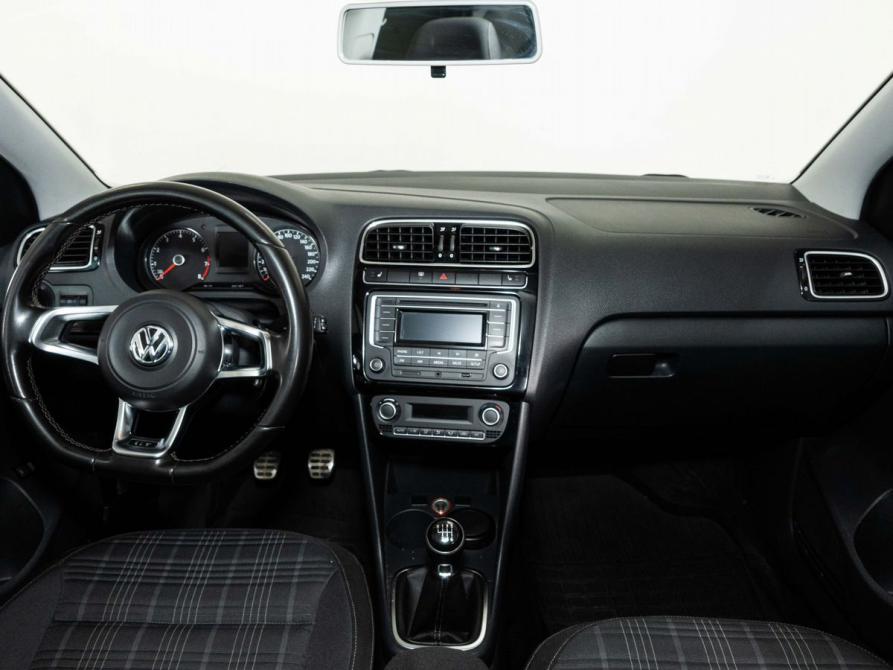 Volkswagen Polo V Рестайлинг Казань  - изображение 7