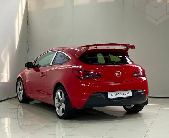 Opel Astra J Рестайлинг с пробегом 2012 года, цена 700 000 рублей, 135955 км, хэтчбек, Автокод Объявления