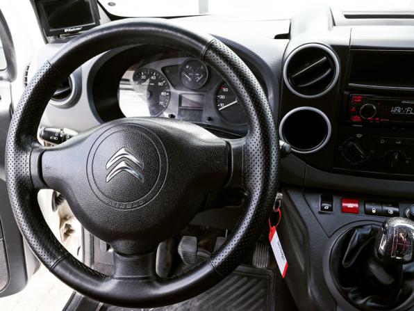 Citroen Berlingo II Рестайлинг с пробегом 2014 года, цена 725 000 рублей, 165000 км, фургон, Автокод Объявления