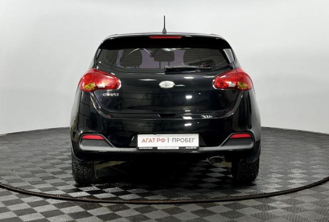 Kia Ceed II с пробегом 2014 года, цена 770 000 рублей, 172840 км, хэтчбек, Автокод Объявления