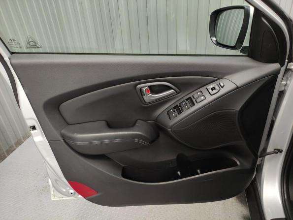 Hyundai ix35 I Рестайлинг с пробегом 2014 года, цена 1 645 000 рублей, 99390 км, внедорожник, Автокод Объявления