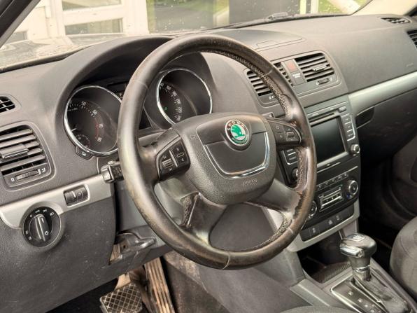 Skoda Yeti I с пробегом 2012 года, цена 615 000 рублей, 323000 км, внедорожник, Автокод Объявления