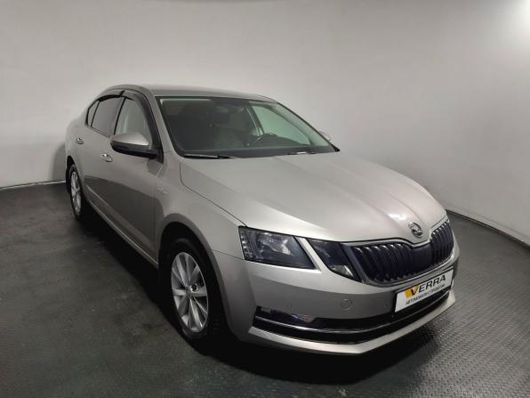 Skoda Octavia III (A7) Рестайлинг с пробегом 2019 года, цена 1 900 000 рублей, 131143 км, лифтбек, Автокод Объявления