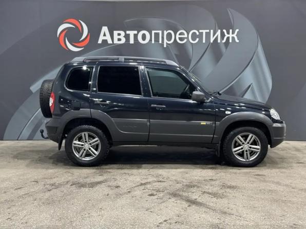 Chevrolet Niva I Рестайлинг с пробегом 2016 года, цена 649 000 рублей, 124445 км, внедорожник, Автокод Объявления