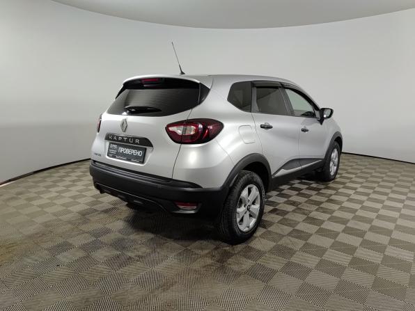 Renault Kaptur I с пробегом 2020 года, цена 1 590 000 рублей, 58000 км, внедорожник, Автокод Объявления