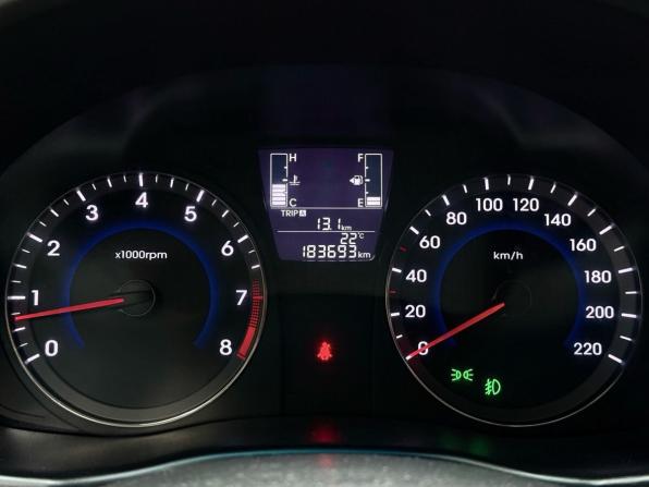 Hyundai Solaris I Рестайлинг с пробегом 2016 года, цена 1 019 000 рублей, 183691 км, седан, Автокод Объявления