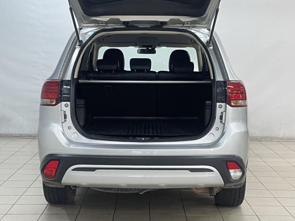 Mitsubishi Outlander III Рестайлинг 3 с пробегом 2021 года, цена 2 499 000 рублей, 137135 км, внедорожник, Автокод Объявления