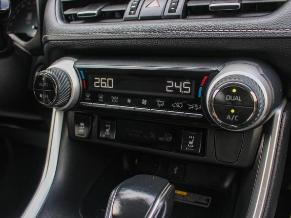 Toyota RAV4 V (XA50) с пробегом 2020 года, цена 3 046 100 рублей, 96322 км, внедорожник, Автокод Объявления