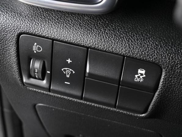 Kia Sportage IV с пробегом 2017 года, цена 1 975 000 рублей, 97335 км, внедорожник, Автокод Объявления