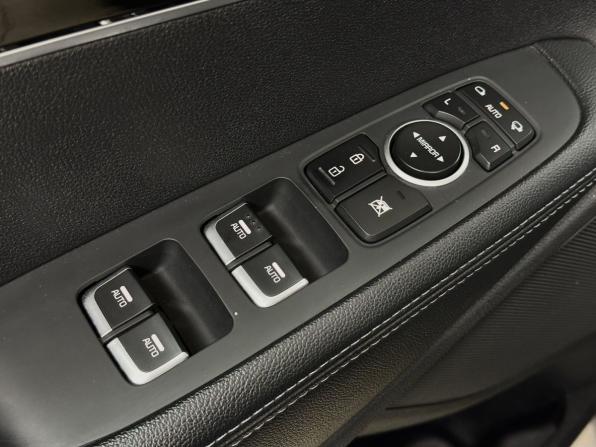 Kia Sorento III Prime Рестайлинг с пробегом 2019 года, цена 2 449 000 рублей, 182640 км, внедорожник, Автокод Объявления