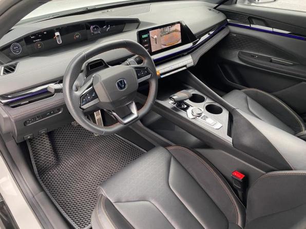 Changan UNI-V I с пробегом 2023 года, цена 2 299 000 рублей, 84917 км, лифтбек, Автокод Объявления
