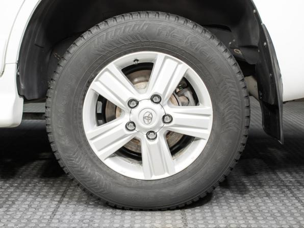 Toyota Land Cruiser 200 Series Рестайлинг 1 с пробегом 2014 года, цена 4 949 000 рублей, 121480 км, внедорожник, Автокод Объявления