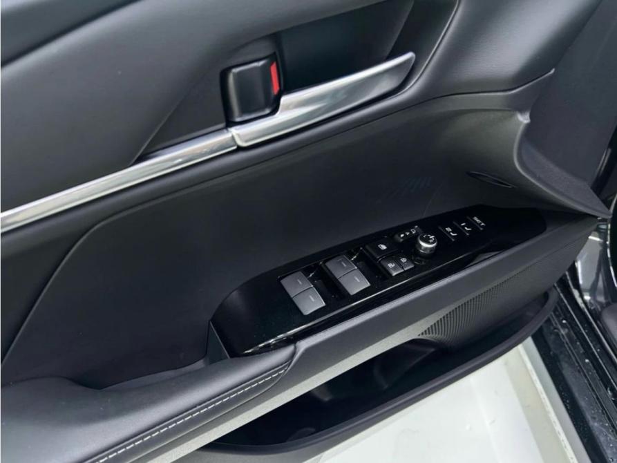 Toyota Camry IX (XV80) China Market Минеральные Воды  - изображение 9