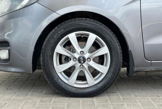Kia Rio III Рестайлинг с пробегом 2017 года, цена 1 099 000 рублей, 96900 км, седан, Автокод Объявления