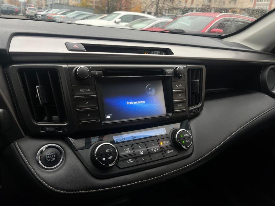 Toyota RAV4 IV (XA40) Рестайлинг Санкт-Петербург  - изображение 9