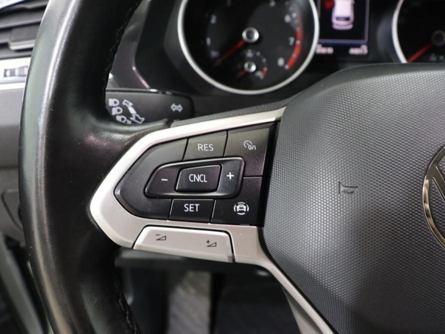 Volkswagen Tiguan II Рестайлинг Москва  - изображение 15
