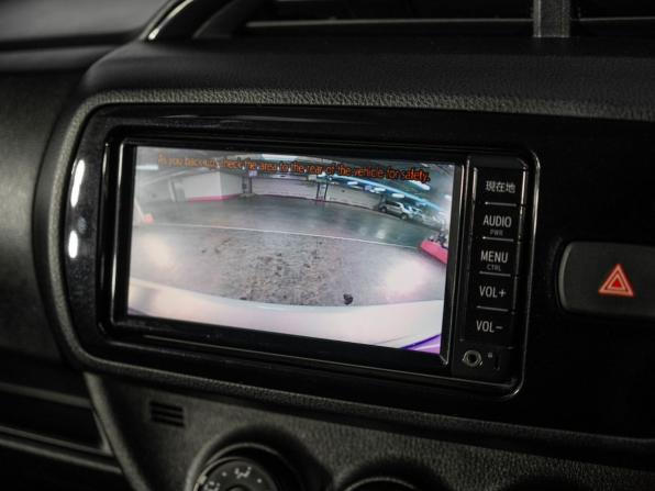 Toyota Vitz III (XP130) Рестайлинг 2 с пробегом 2018 года, цена 945 500 рублей, 106609 км, хэтчбек, Автокод Объявления