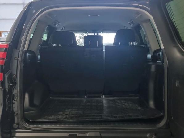 Toyota Land Cruiser Prado 150 Series Рестайлинг 2 с пробегом 2019 года, цена 5 980 000 рублей, 169671 км, внедорожник, Автокод Объявления