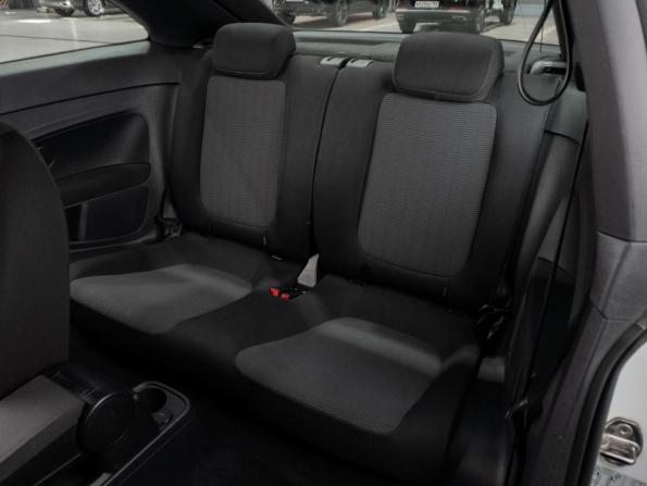 Volkswagen Beetle II (A5) с пробегом 2014 года, цена 1 569 000 рублей, 83249 км, хэтчбек, Автокод Объявления