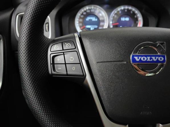 Volvo S60 II с пробегом 2012 года, цена 938 000 рублей, 287814 км, седан, Автокод Объявления