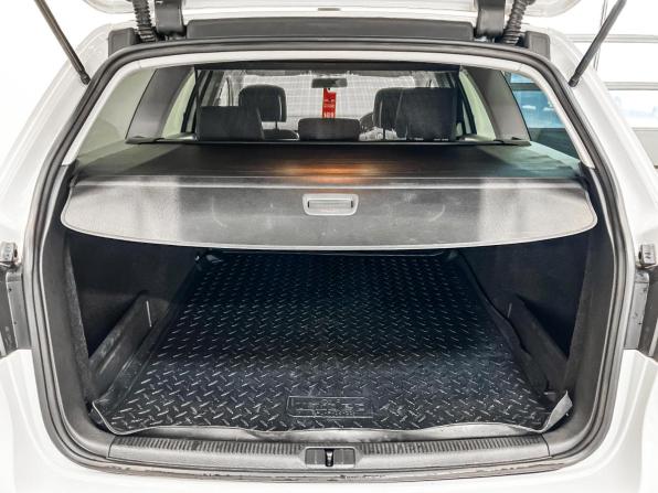 Volkswagen Passat B7 с пробегом 2013 года, цена 1 129 000 рублей, 103729 км, универсал, Автокод Объявления