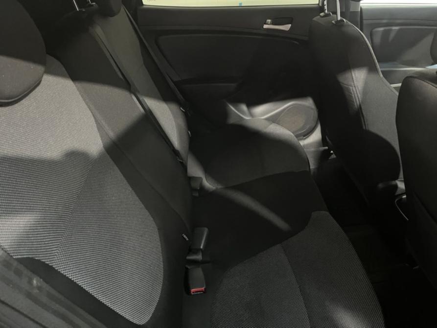 Hyundai Solaris I Курск  - изображение 15
