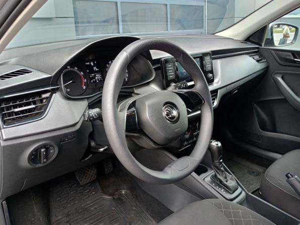 Skoda Rapid II с пробегом 2020 года, цена 1 649 000 рублей, 81356 км, лифтбек, Автокод Объявления