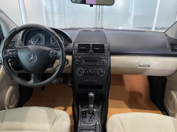 Mercedes-Benz A-Класс II (W169) Рестайлинг с пробегом 2012 года, цена 650 000 рублей, 211548 км, хэтчбек, Автокод Объявления