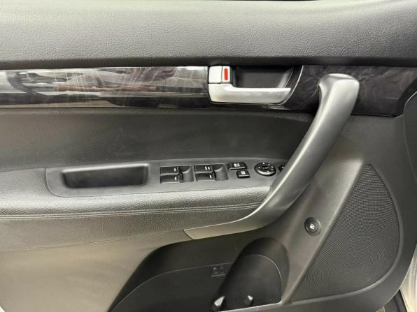 Kia Sorento II Рестайлинг с пробегом 2018 года, цена 2 048 670 рублей, 152829 км, внедорожник, Автокод Объявления