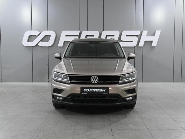 Volkswagen Tiguan II с пробегом 2018 года, цена 2 499 000 рублей, 113543 км, внедорожник, Автокод Объявления