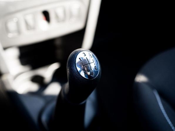 Renault Logan II Рестайлинг с пробегом 2020 года, цена 1 200 000 рублей, 69133 км, седан, Автокод Объявления