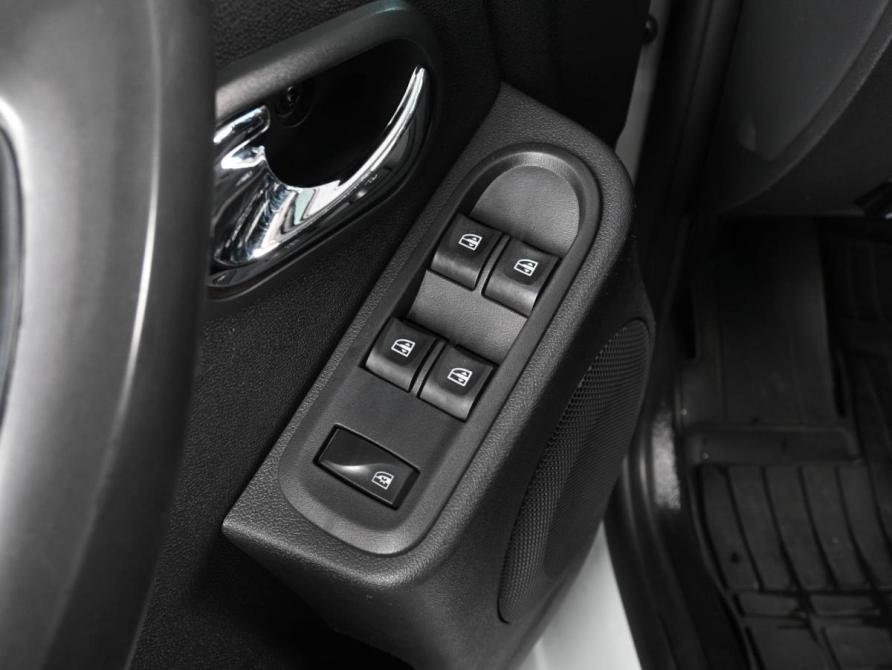Renault Duster I Рестайлинг Ростов-на-Дону  - изображение 17