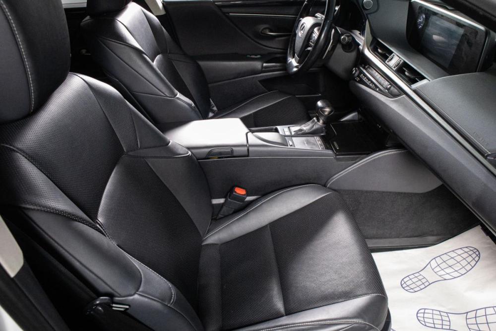 Lexus ES VII Сургут  - изображение 9