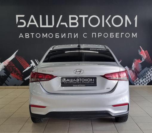 Hyundai Solaris II с пробегом 2019 года, цена 1 280 000 рублей, 84115 км, седан, Автокод Объявления