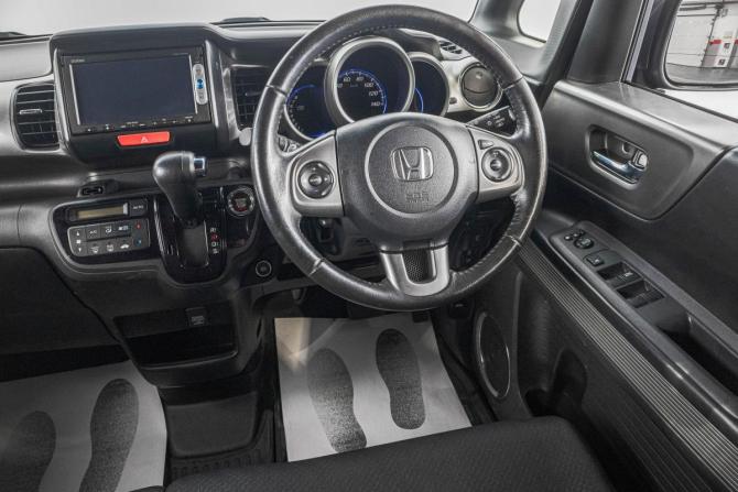 Honda N-BOX Slash I с пробегом 2015 года, цена 1 199 000 рублей, 98000 км, хэтчбек, Автокод Объявления
