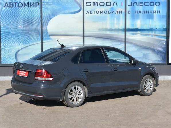 Volkswagen Polo V Рестайлинг с пробегом 2017 года, цена 1 020 000 рублей, 97440 км, седан, Автокод Объявления