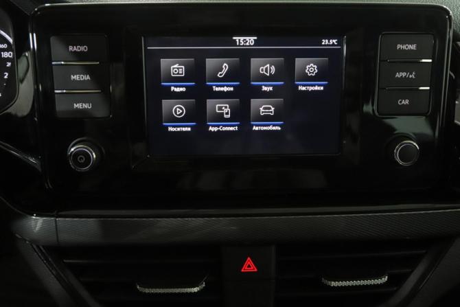 Volkswagen Polo VI с пробегом 2022 года, цена 1 645 000 рублей, 82587 км, лифтбек, Автокод Объявления