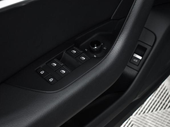 Audi A6 V (C8) с пробегом 2020 года, цена 2 960 000 рублей, 91403 км, седан, Автокод Объявления