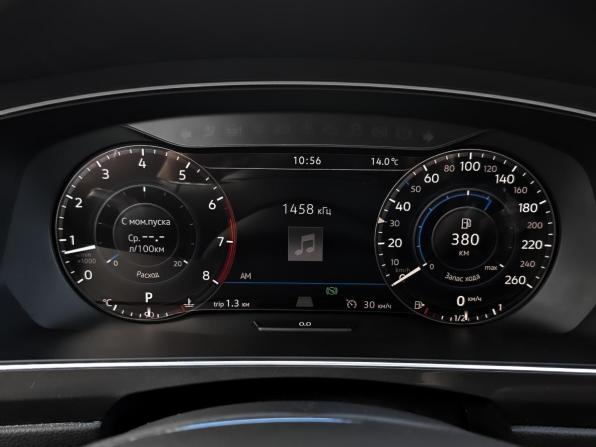 Volkswagen Tiguan II с пробегом 2018 года, цена 2 380 000 рублей, 105348 км, внедорожник, Автокод Объявления