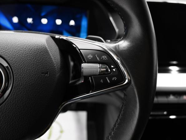 Skoda Octavia IV (A8) с пробегом 2020 года, цена 2 445 000 рублей, 122057 км, лифтбек, Автокод Объявления