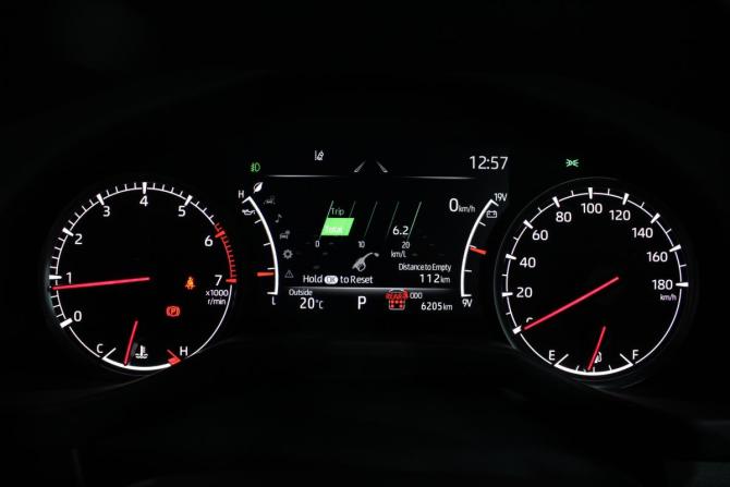 Toyota Land Cruiser 300 Series с пробегом 2023 года, цена 11 900 000 рублей, 6204 км, внедорожник, Автокод Объявления