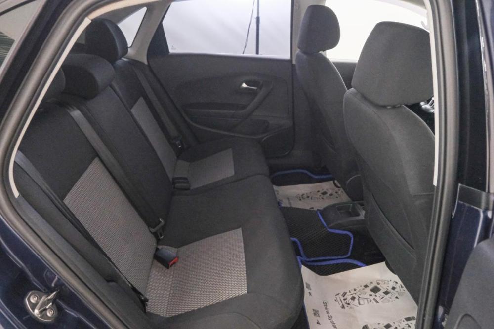 Volkswagen Polo V Красноярск  - изображение 21