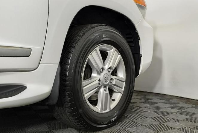 Toyota Land Cruiser 200 Series Рестайлинг 1 с пробегом 2013 года, цена 3 450 000 рублей, 295592 км, внедорожник, Автокод Объявления
