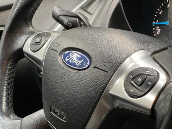 Ford Focus III с пробегом 2013 года, цена 549 000 рублей, 264000 км, седан, Автокод Объявления