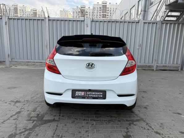 Hyundai Solaris I Рестайлинг с пробегом 2015 года, цена 949 000 рублей, 191574 км, хэтчбек, Автокод Объявления