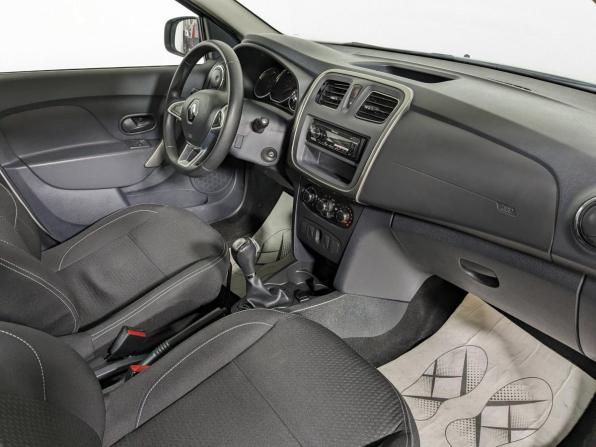 Renault Logan II Рестайлинг с пробегом 2021 года, цена 1 094 500 рублей, 70000 км, седан, Автокод Объявления