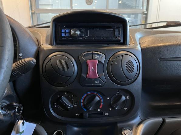 Fiat Doblo I Рестайлинг с пробегом 2009 года, цена 286 000 рублей, 220881 км, компактвэн, Автокод Объявления