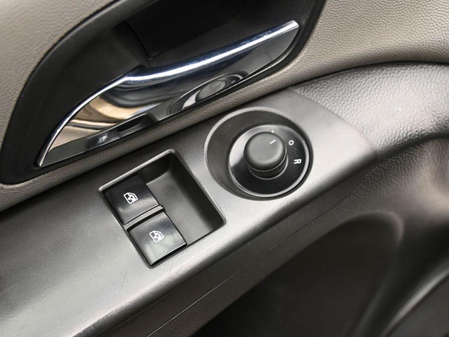 Chevrolet Cruze I Рестайлинг Ростов-на-Дону  - изображение 16